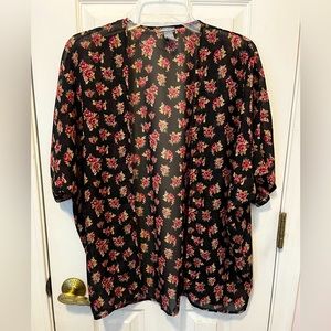 Flowy Floral Shawl / Kimono